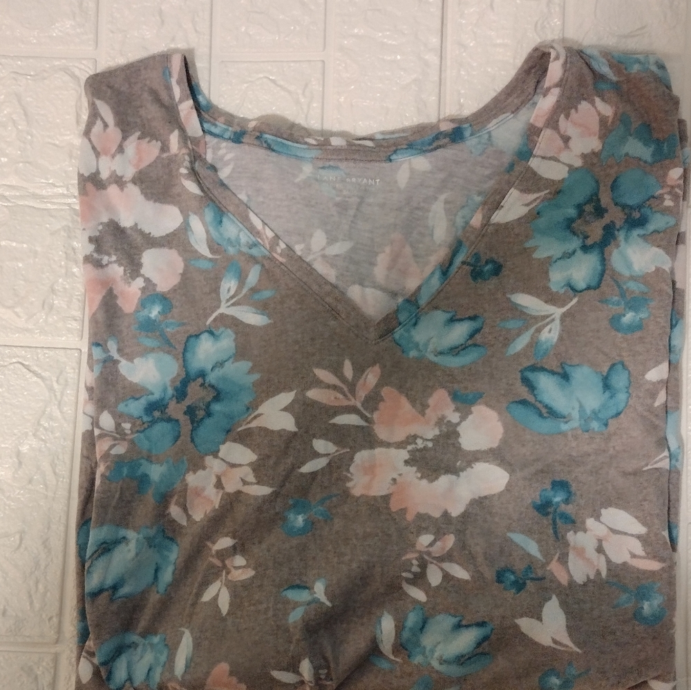 Lane Bryant 4X Perfect Sleeve Tee grey and floral